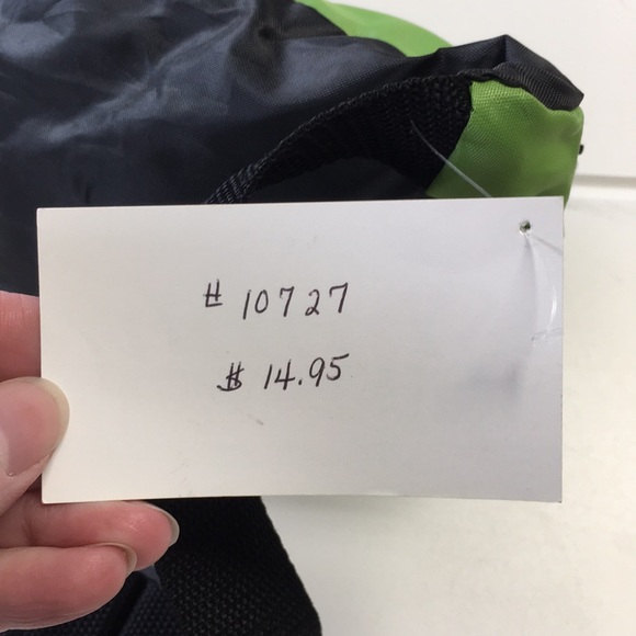 Green and Black Fanny Pack with 1 Pouch - Picture 6 of 6